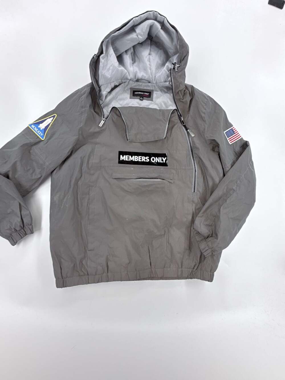 Members Only Space Suit Pullover Jacket Size L Silver Reflective